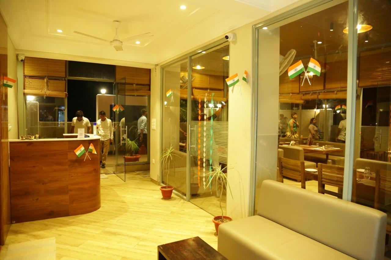 The Jawai Gateway Hotel Sheoganj Exterior photo